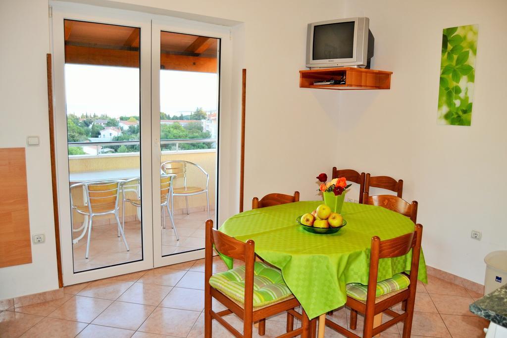 Apartments Tanja Premantura Chambre photo